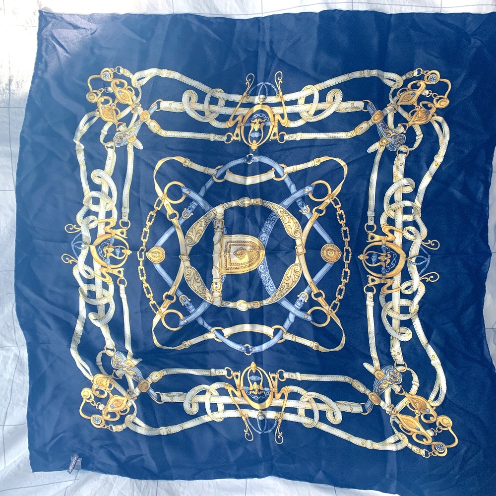 J. McLaughlin square silk navy blue buckle scarf